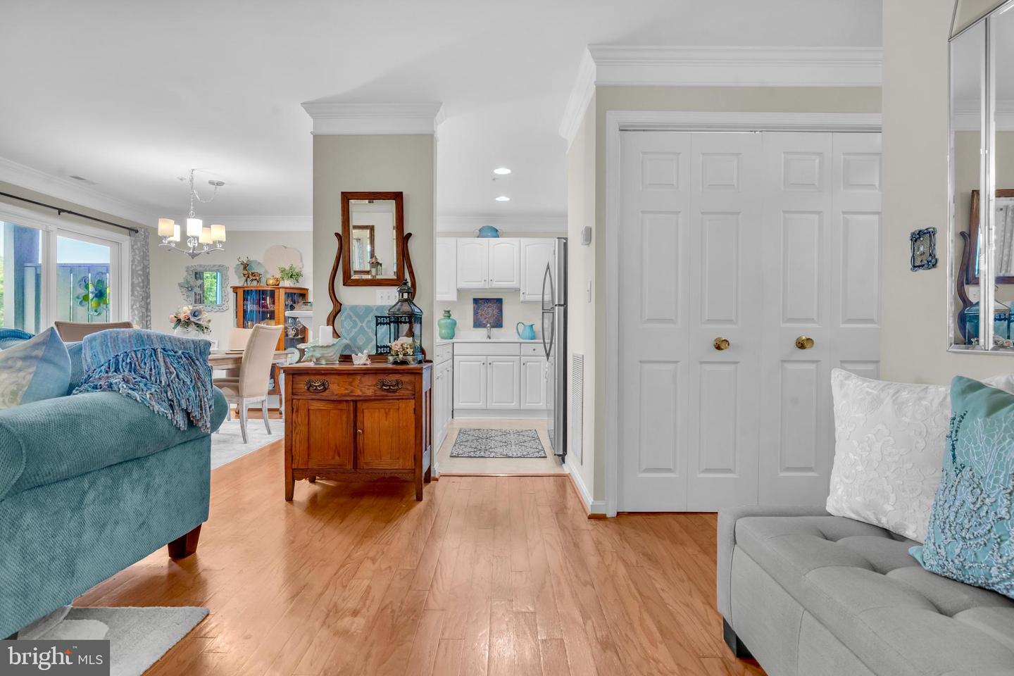 605 Teal Ct