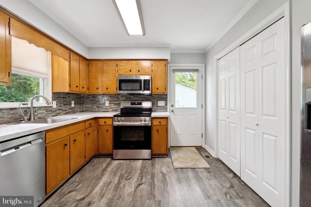 109 Edmore Rd