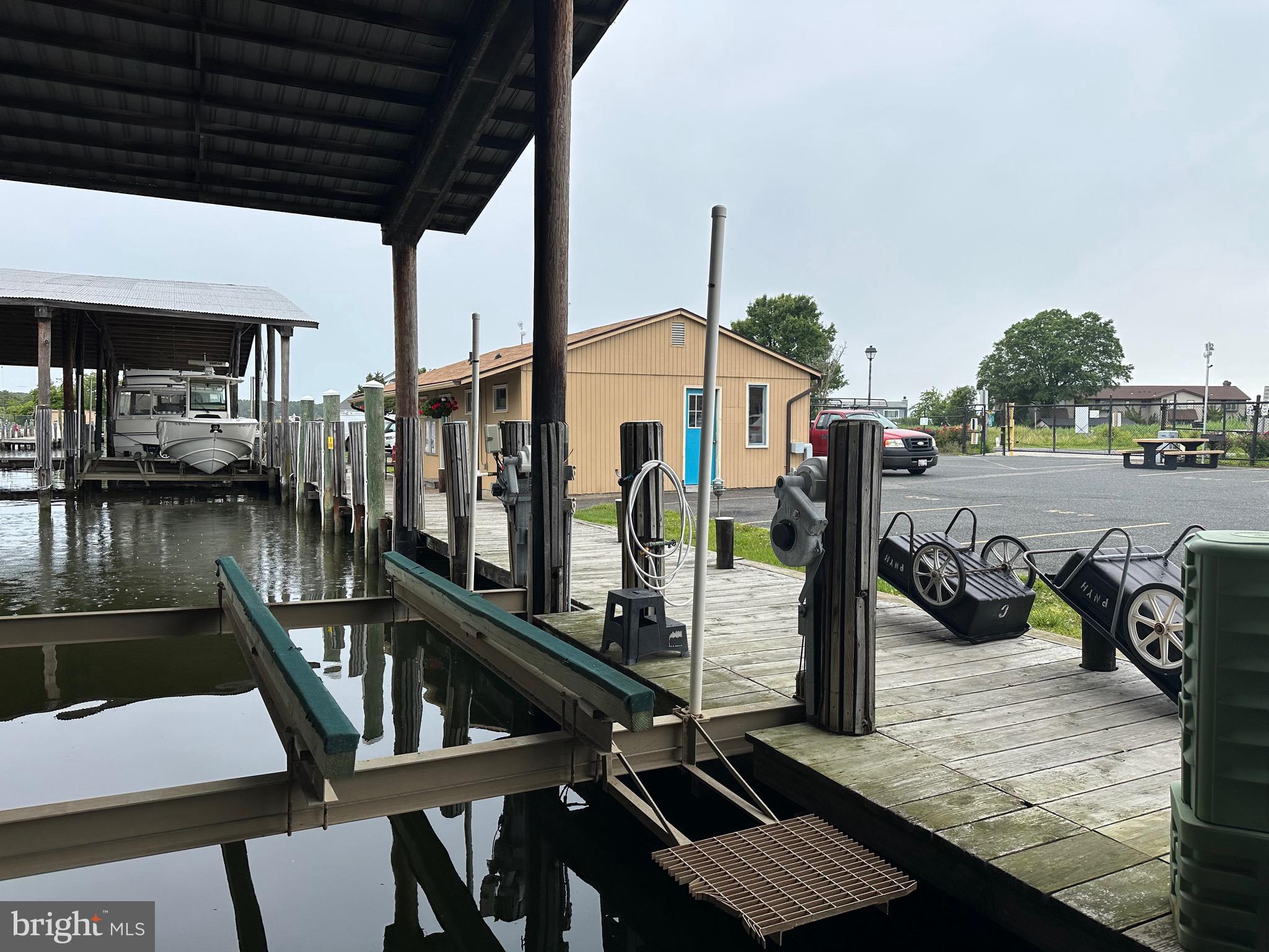 5-C Piney Narrows Rd