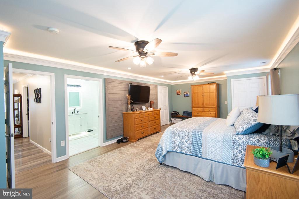 3 Ackerman Ct