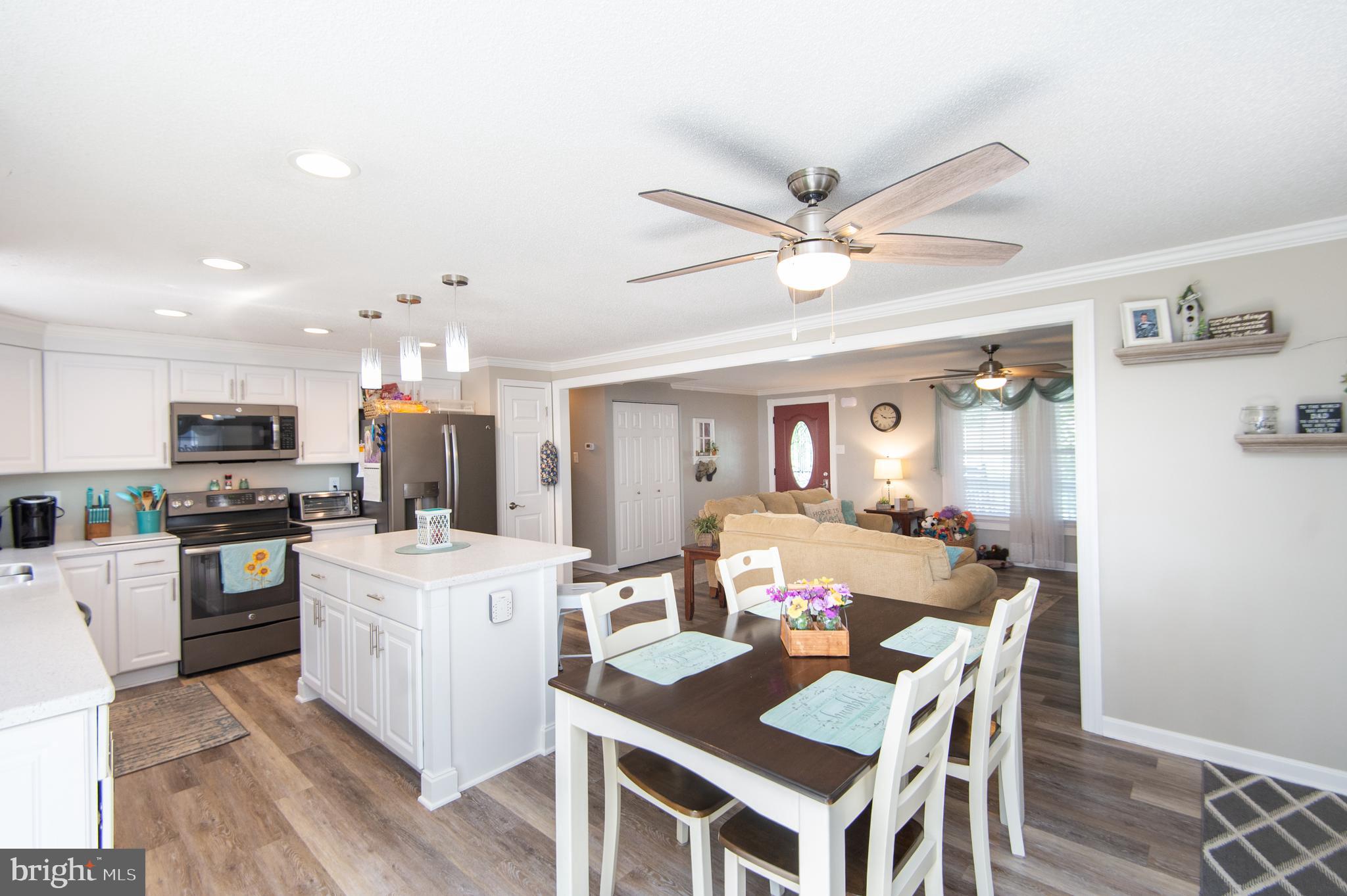 3 Ackerman Ct