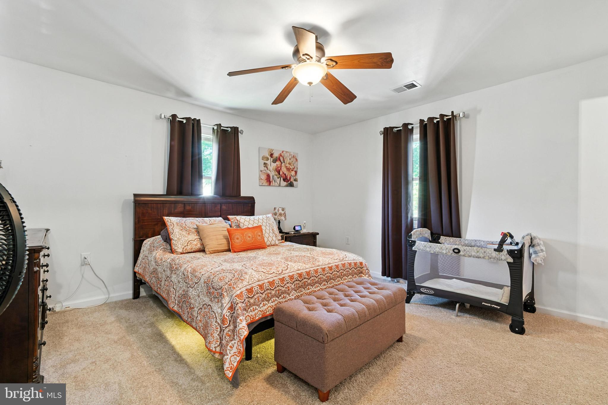 104 Thompson Ave