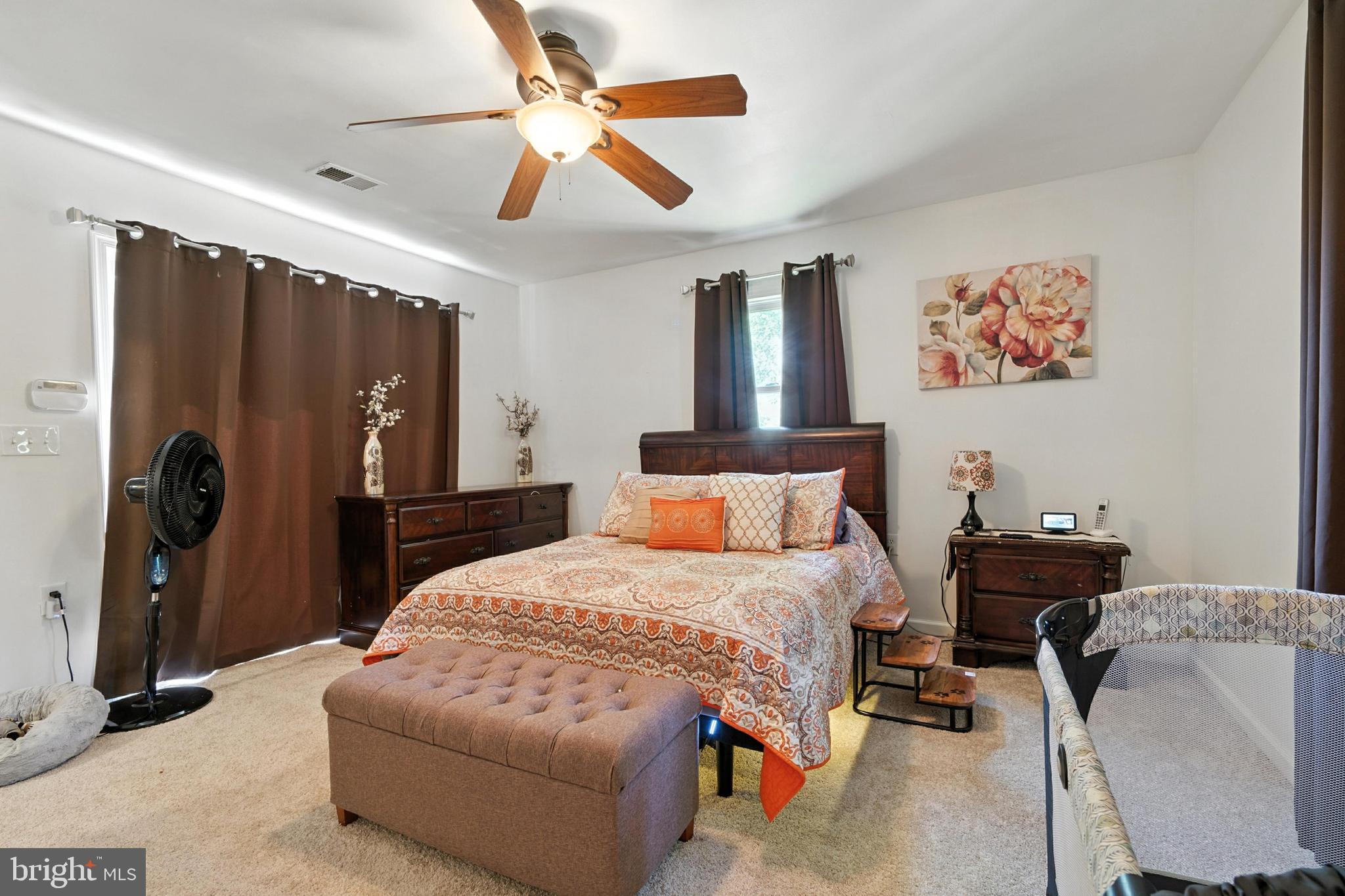 104 Thompson Ave