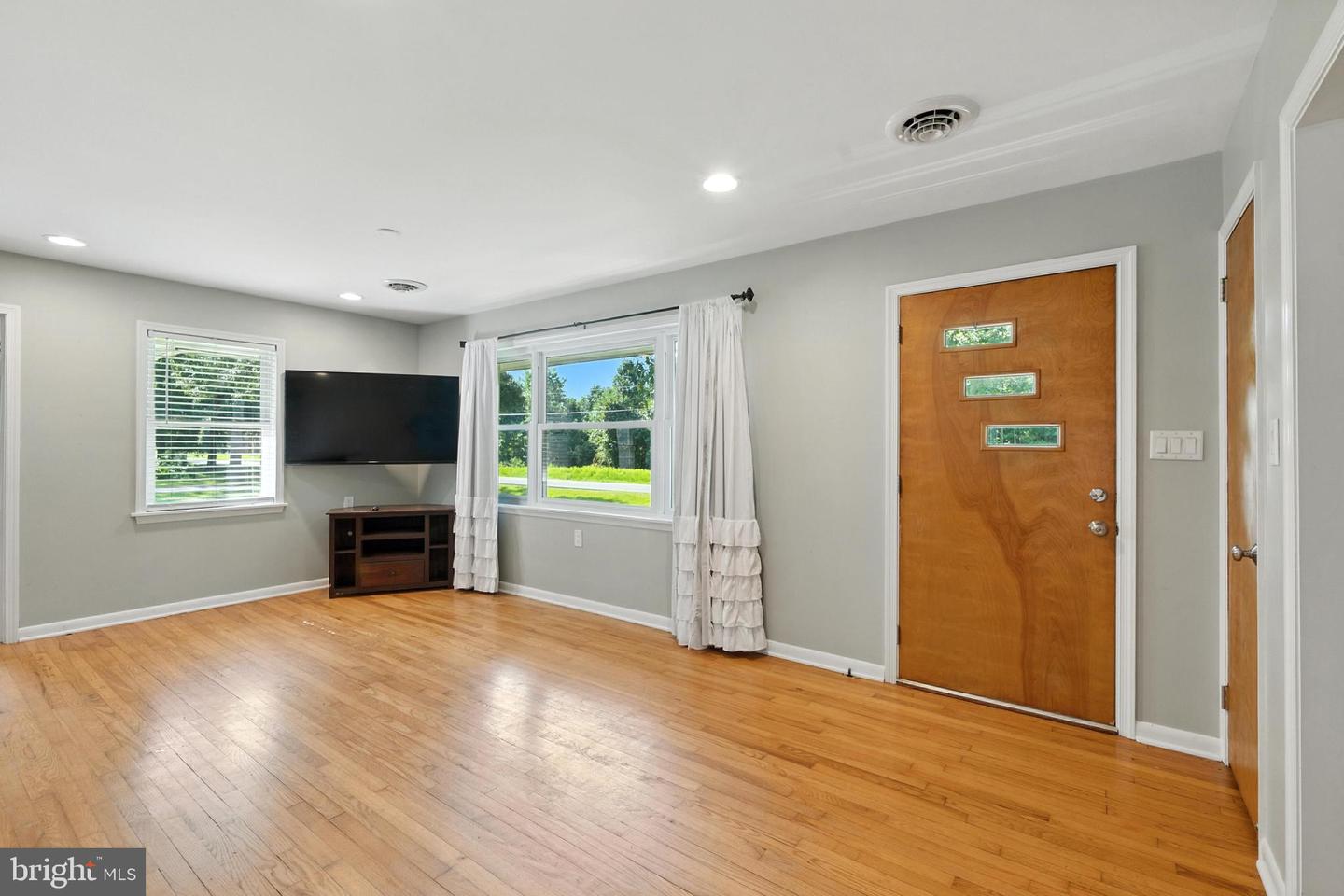 129 White Marsh Rd