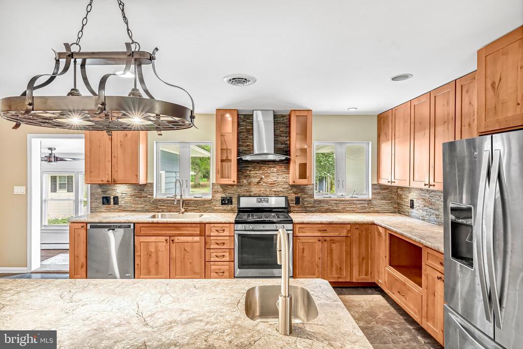129 White Marsh Rd
