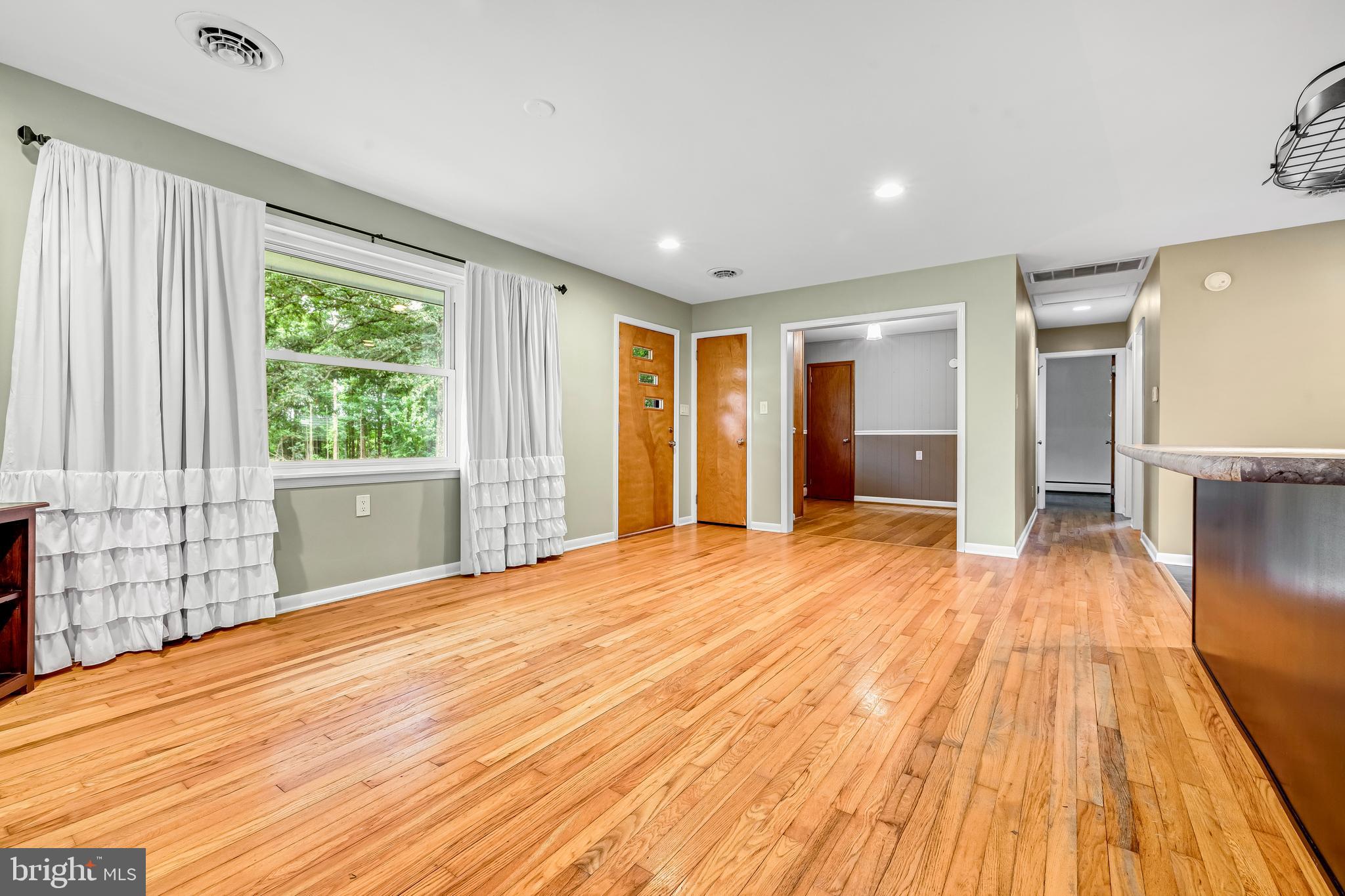 129 White Marsh Rd