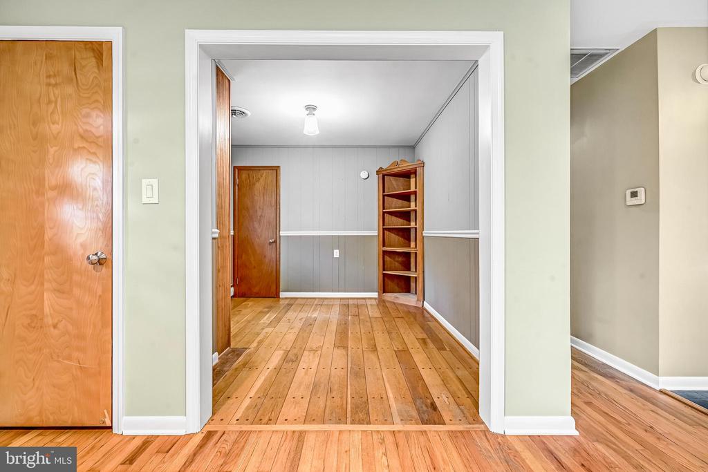 129 White Marsh Rd