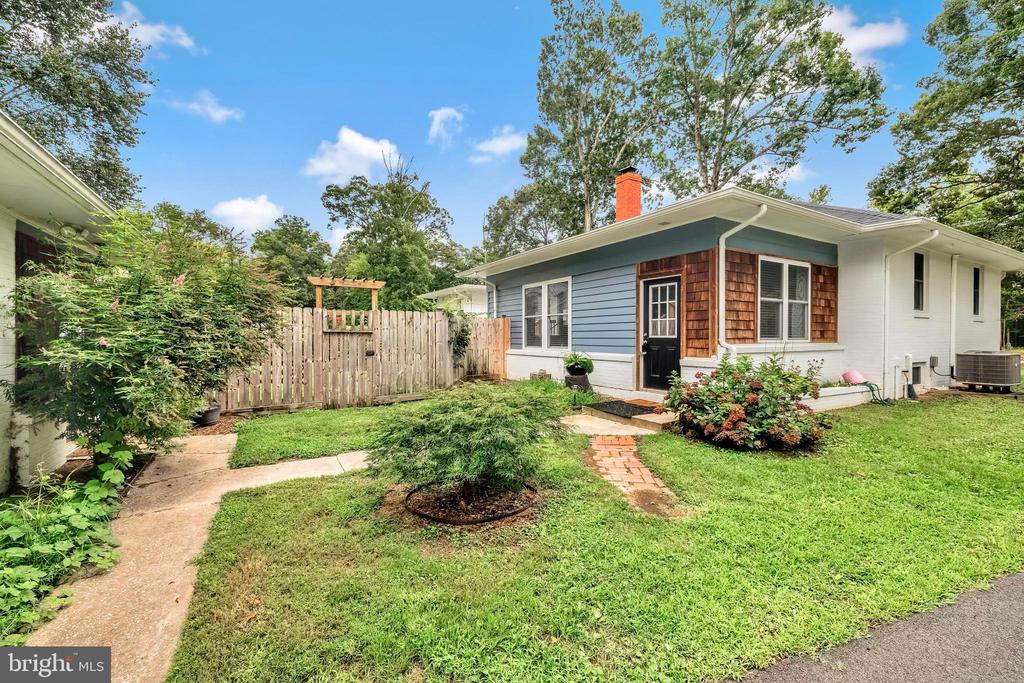 129 White Marsh Rd