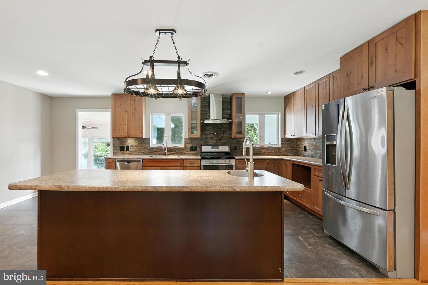 129 White Marsh Rd