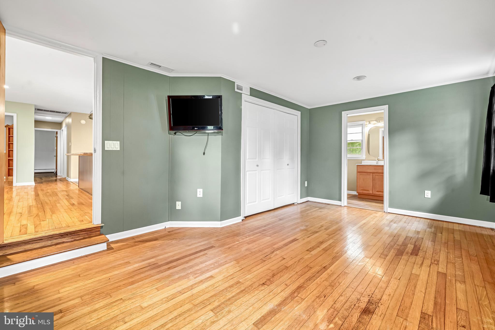 129 White Marsh Rd