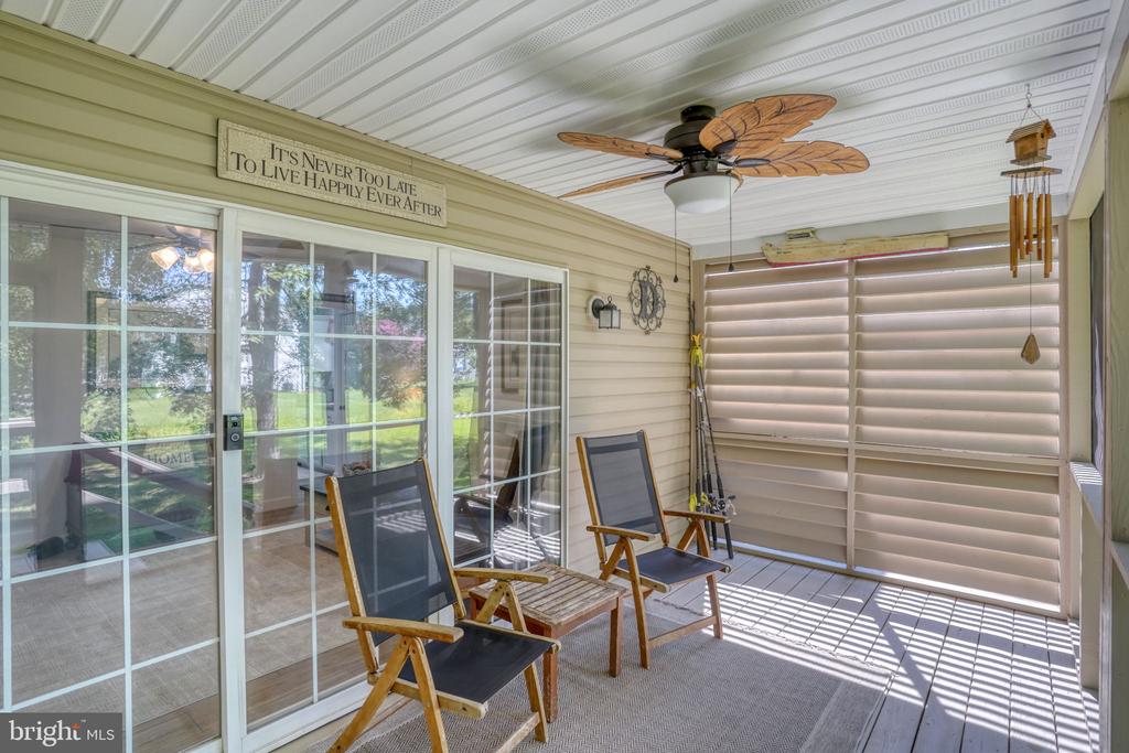 1033 DUNDEE COURT 5