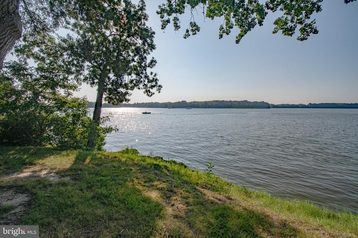 618 Pigpen Point Rd