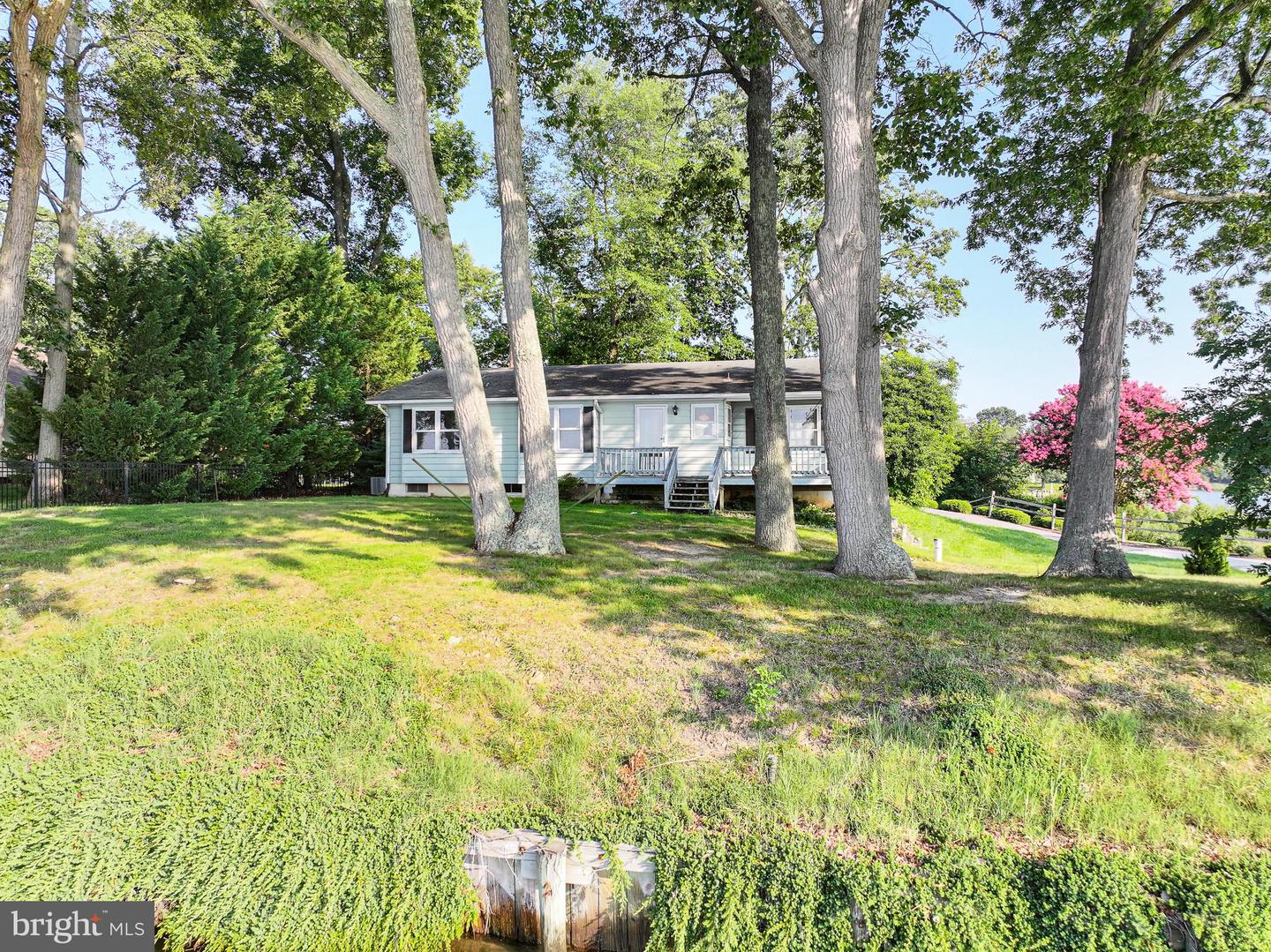 618 Pigpen Point Rd