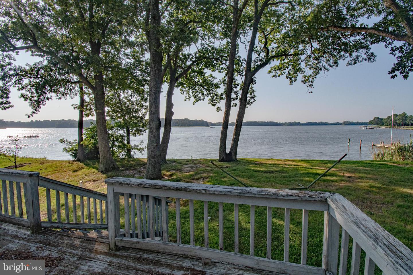 618 Pigpen Point Rd