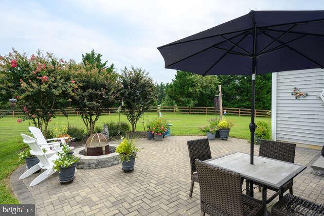 322 Laurens Way