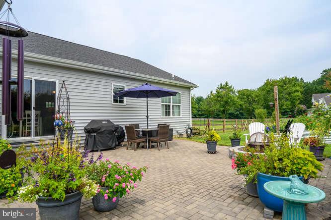 322 Laurens Way