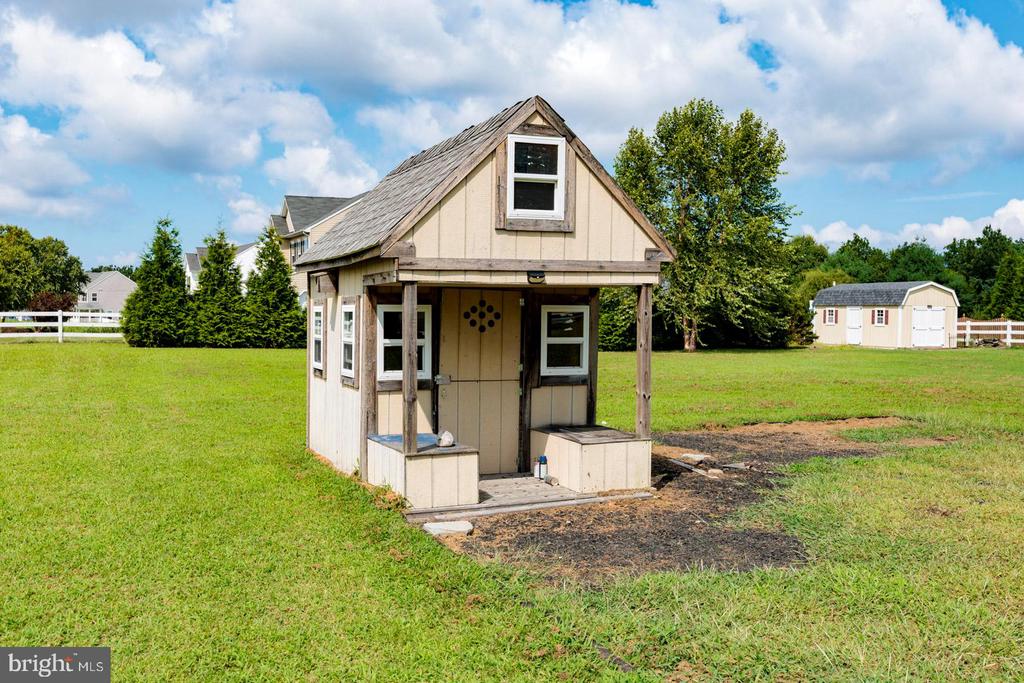 103 Trevors Ct