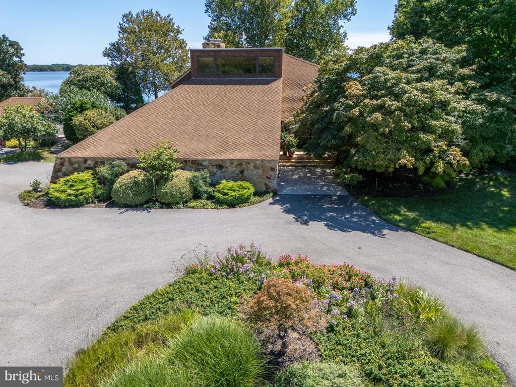 3207 BENNETT POINT ROAD
