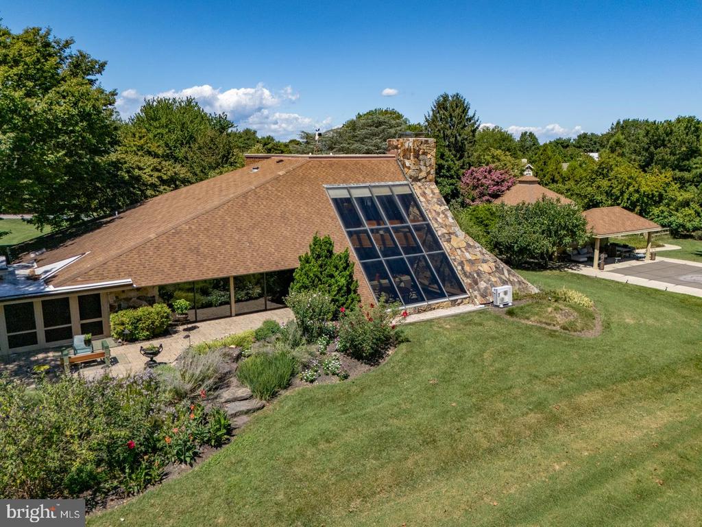 3207 BENNETT POINT ROAD
