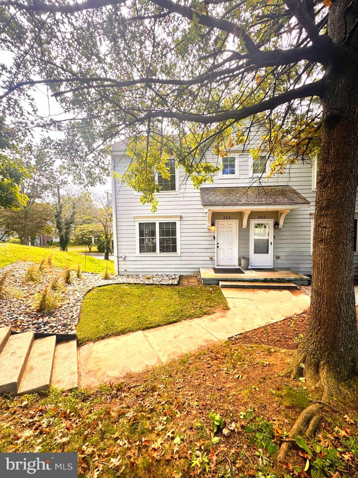 202 RIDGEVIEW COURT