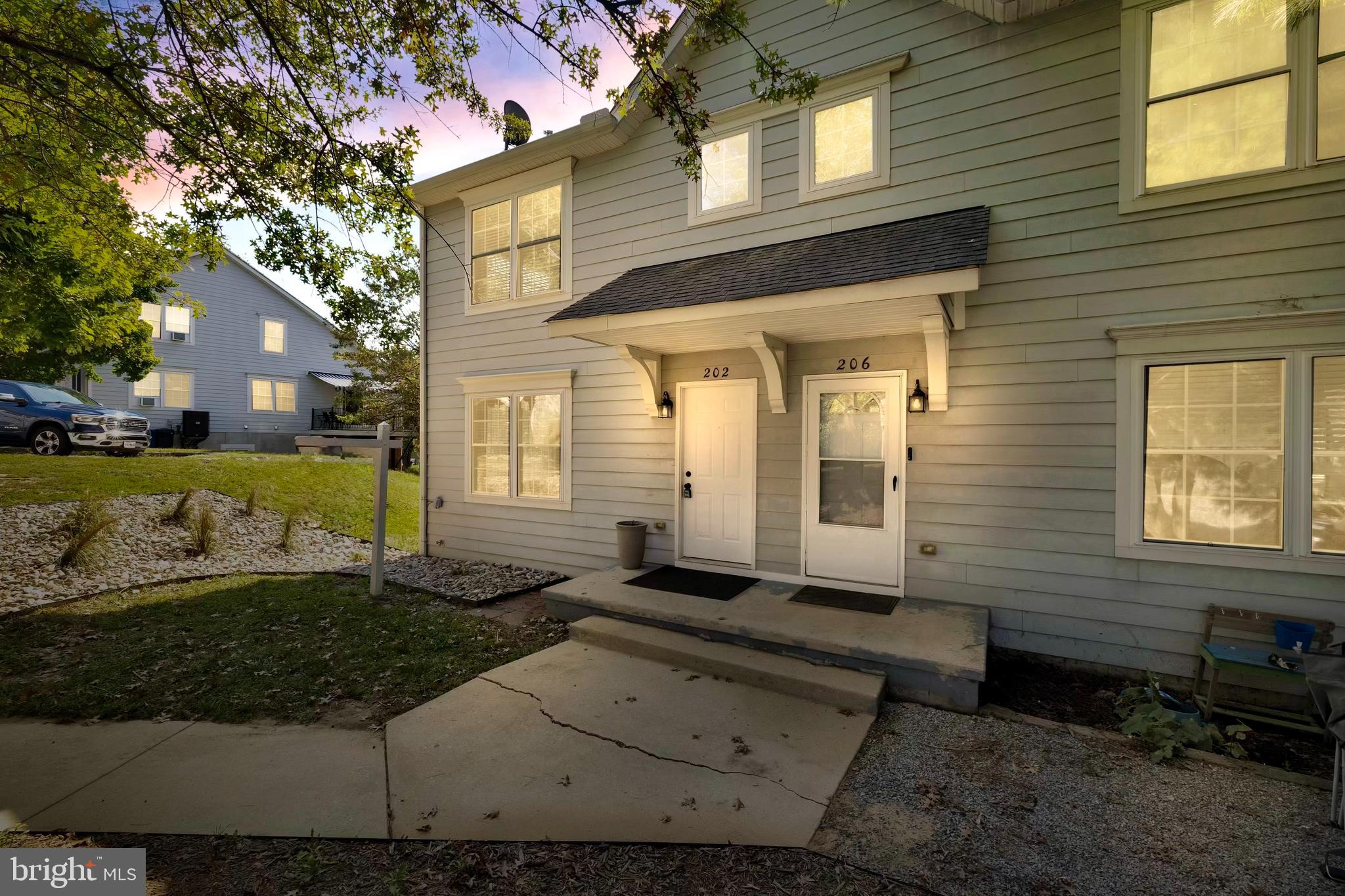 202 RIDGEVIEW COURT
