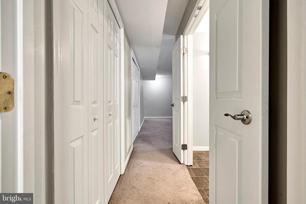 202 RIDGEVIEW COURT
