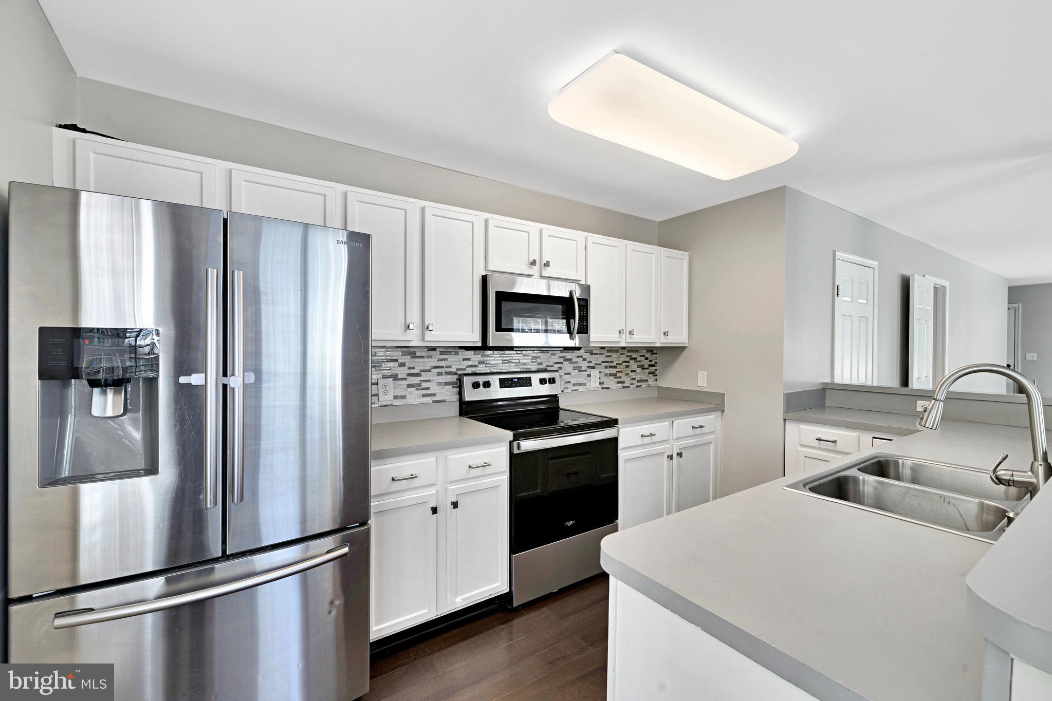 202 RIDGEVIEW COURT