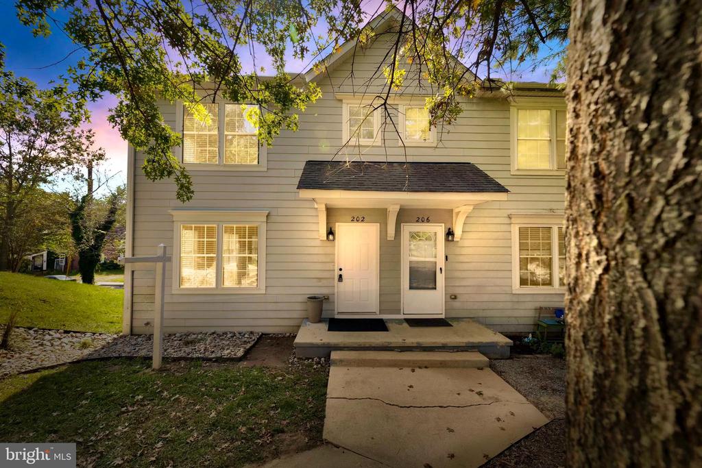 202 RIDGEVIEW COURT
