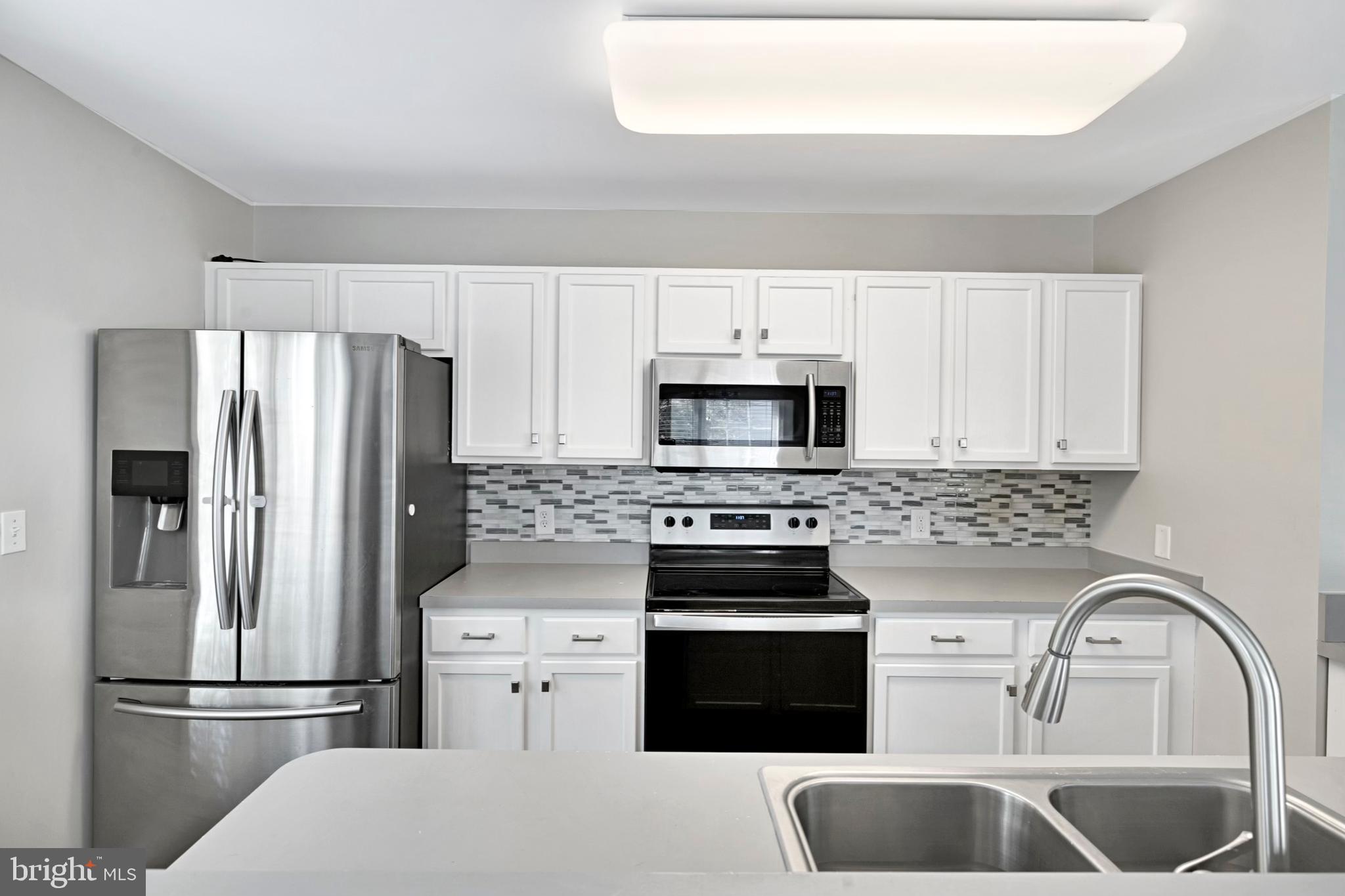 202 RIDGEVIEW COURT