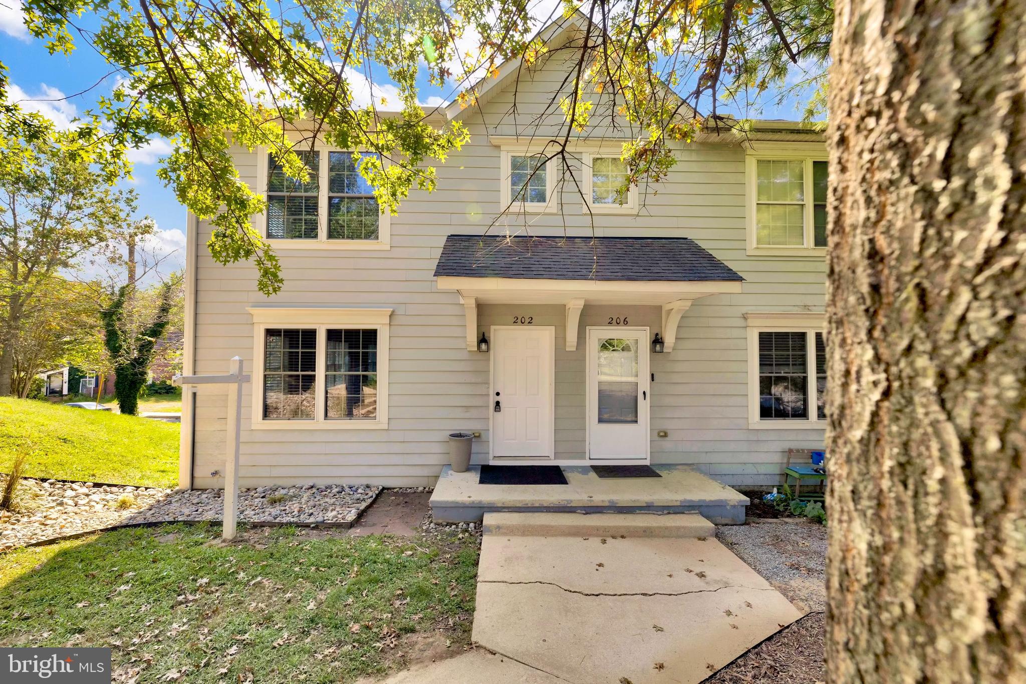 202 RIDGEVIEW COURT