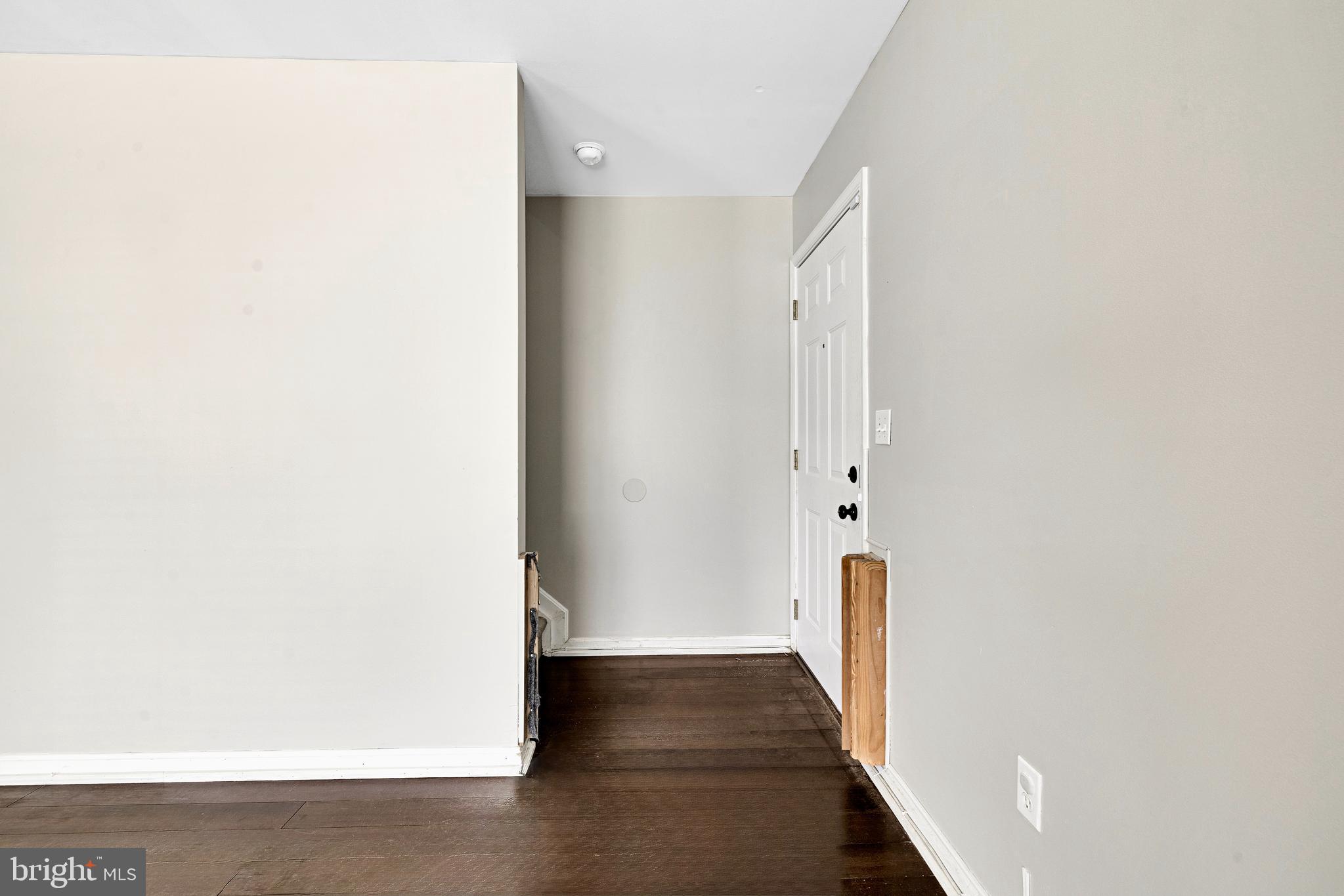 202 RIDGEVIEW COURT