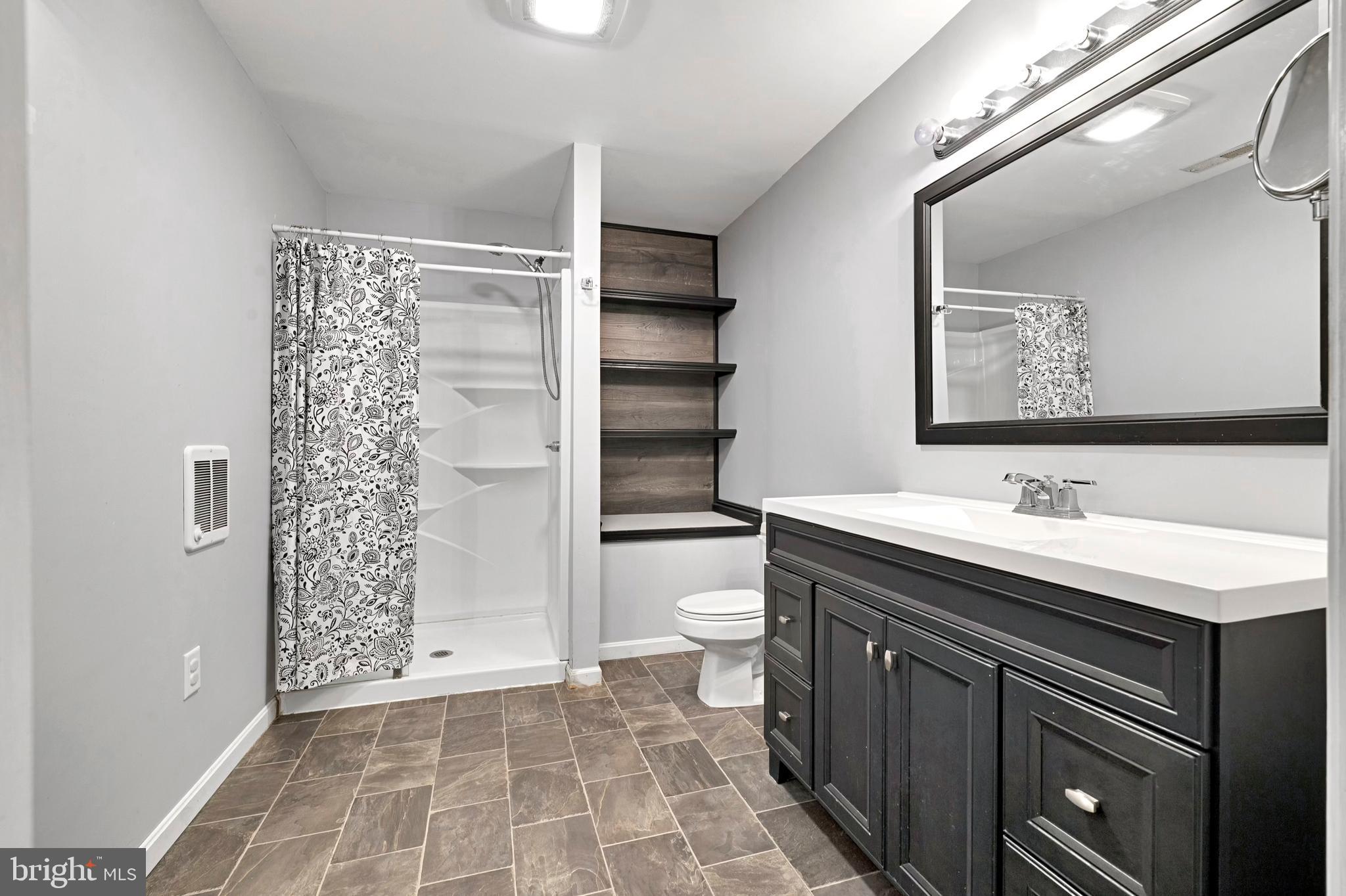 202 RIDGEVIEW COURT