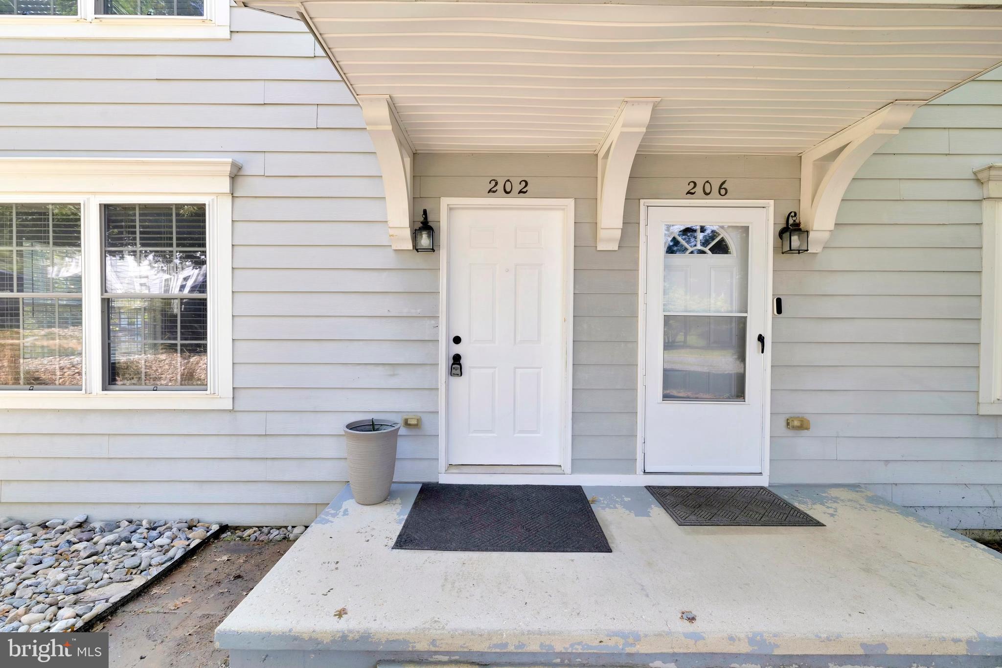 202 RIDGEVIEW COURT