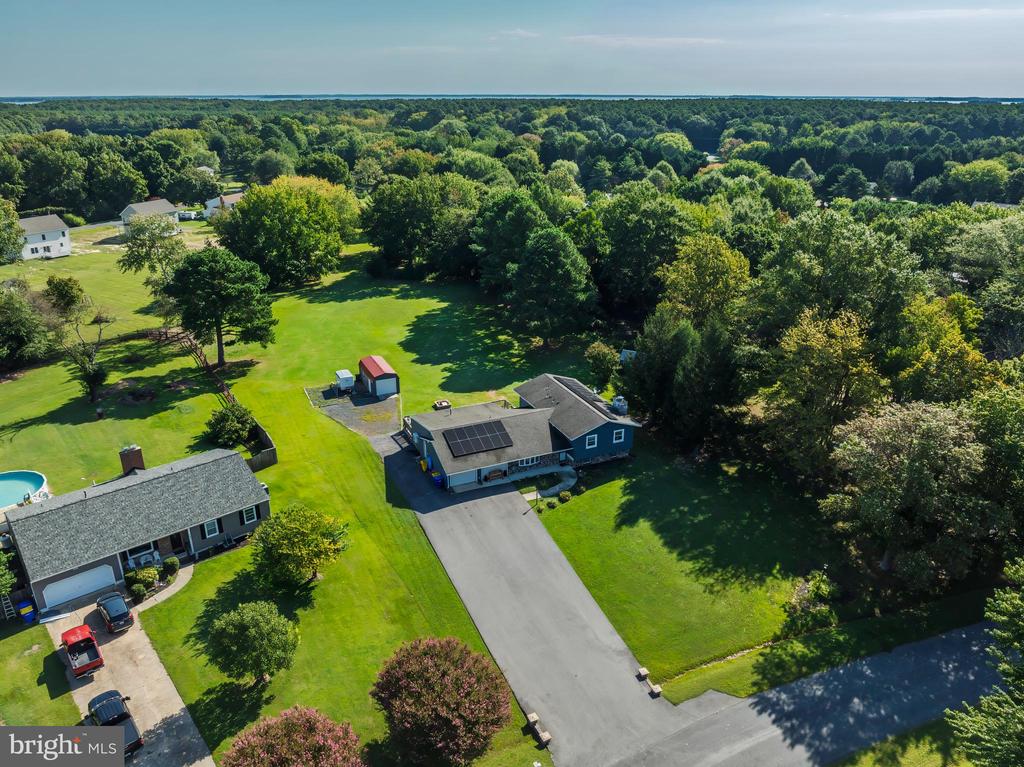 145 N LAKE DRIVE