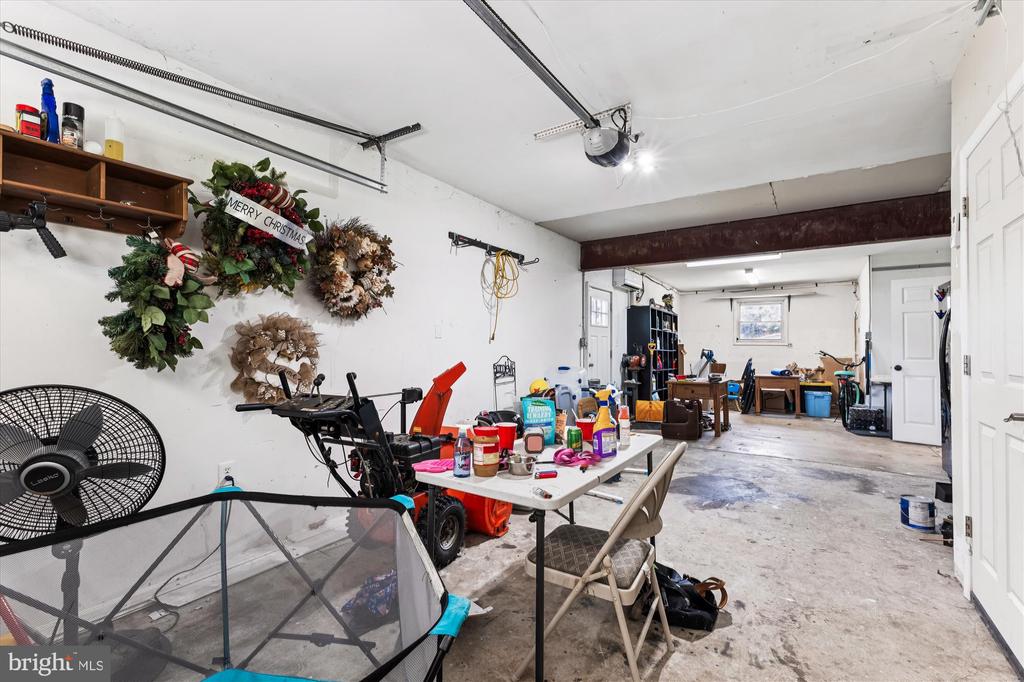 145 N LAKE DRIVE