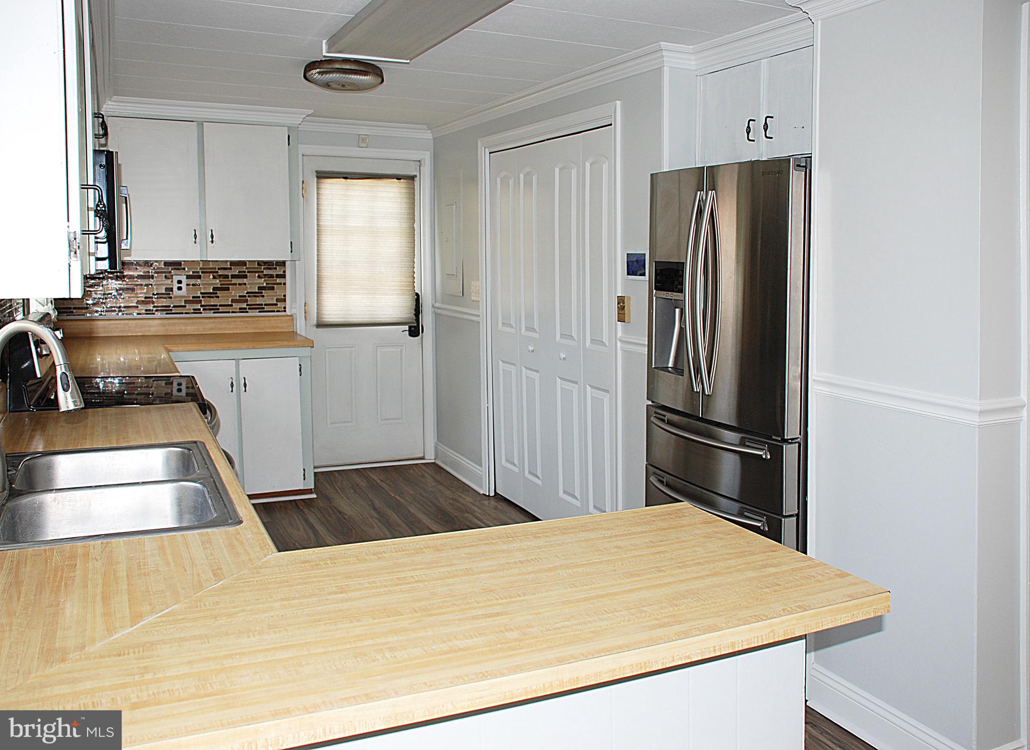 920 CLOVERFIELDS DRIVE