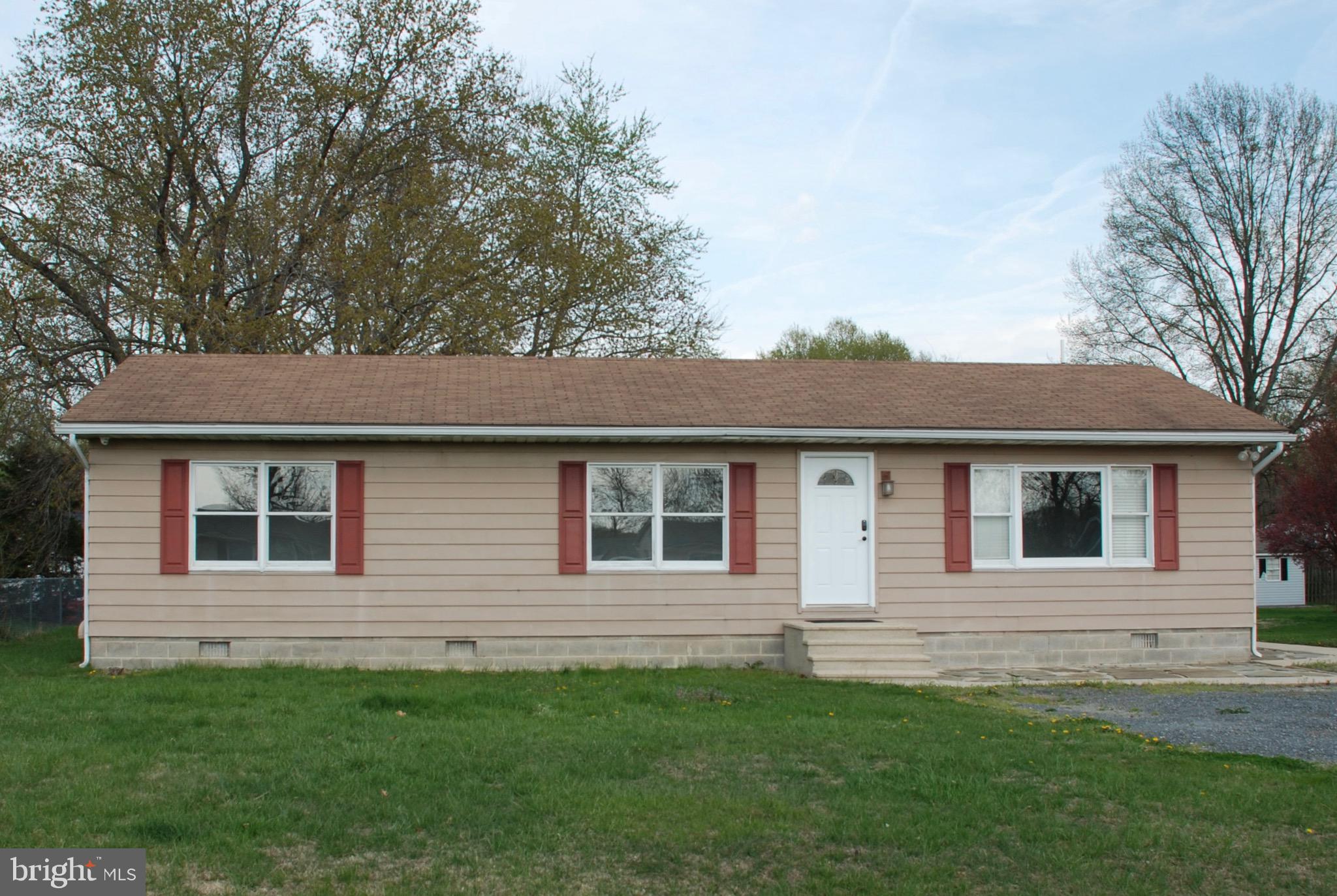 920 CLOVERFIELDS DRIVE