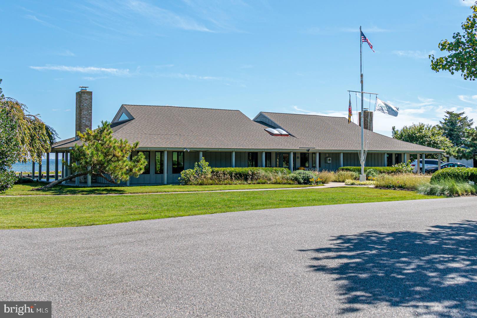 102 GOLF COURT