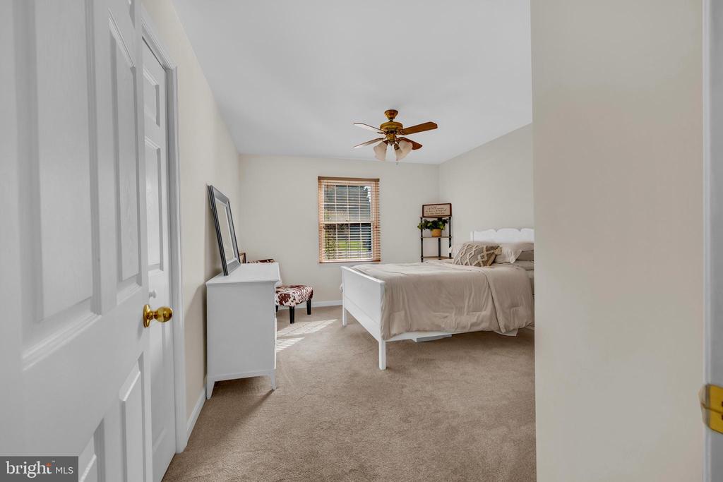 224 WYE KNOT COURT