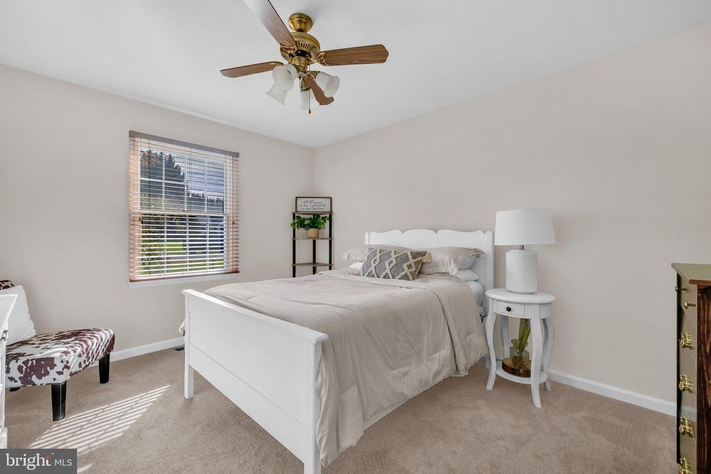 224 WYE KNOT COURT