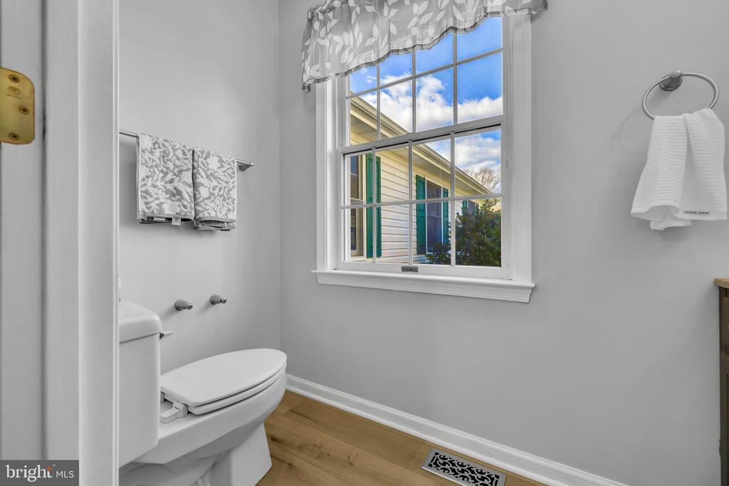 235 WYE KNOT COURT