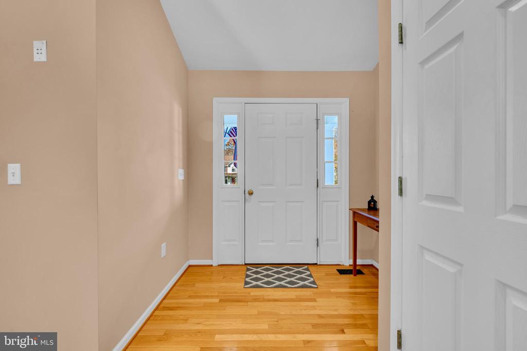 235 WYE KNOT COURT