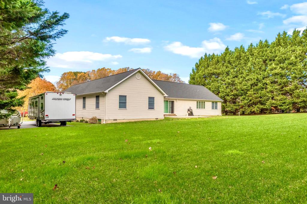 235 WYE KNOT COURT