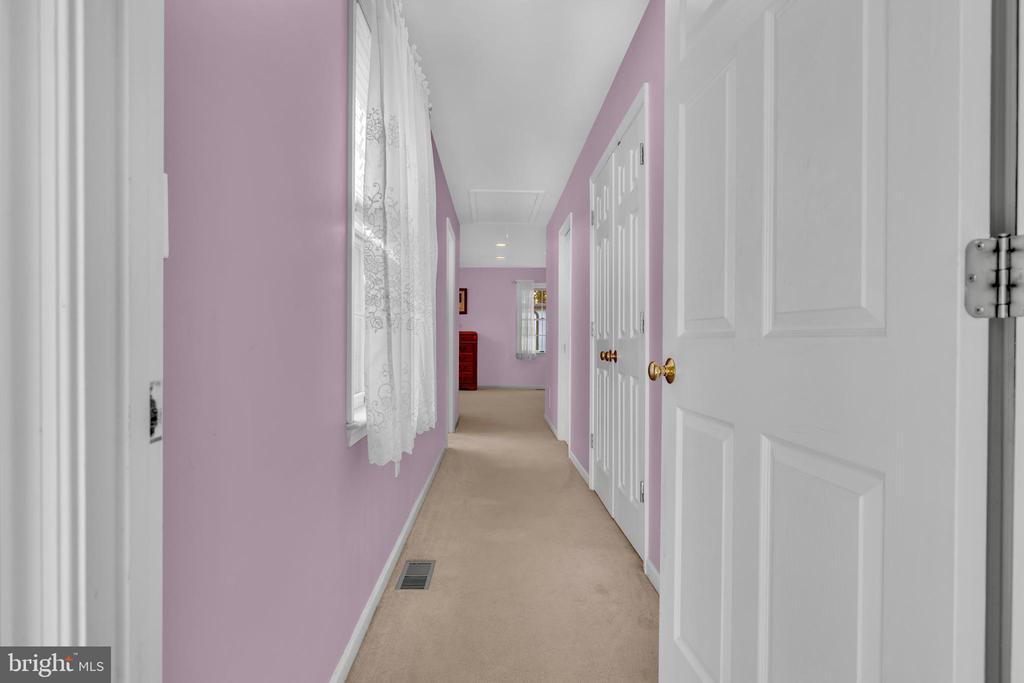 235 WYE KNOT COURT