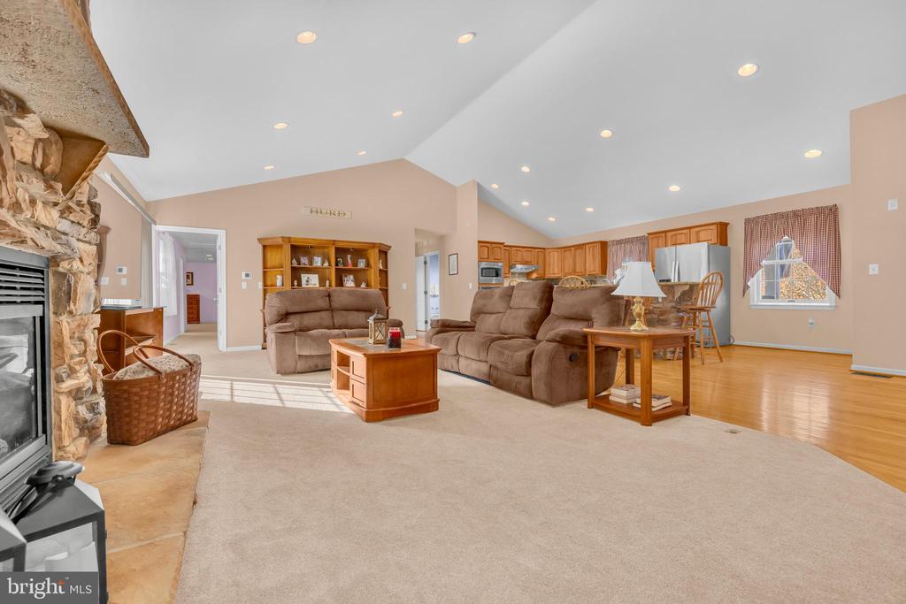 235 WYE KNOT COURT