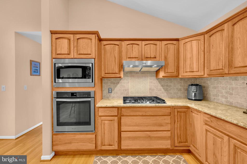 235 WYE KNOT COURT