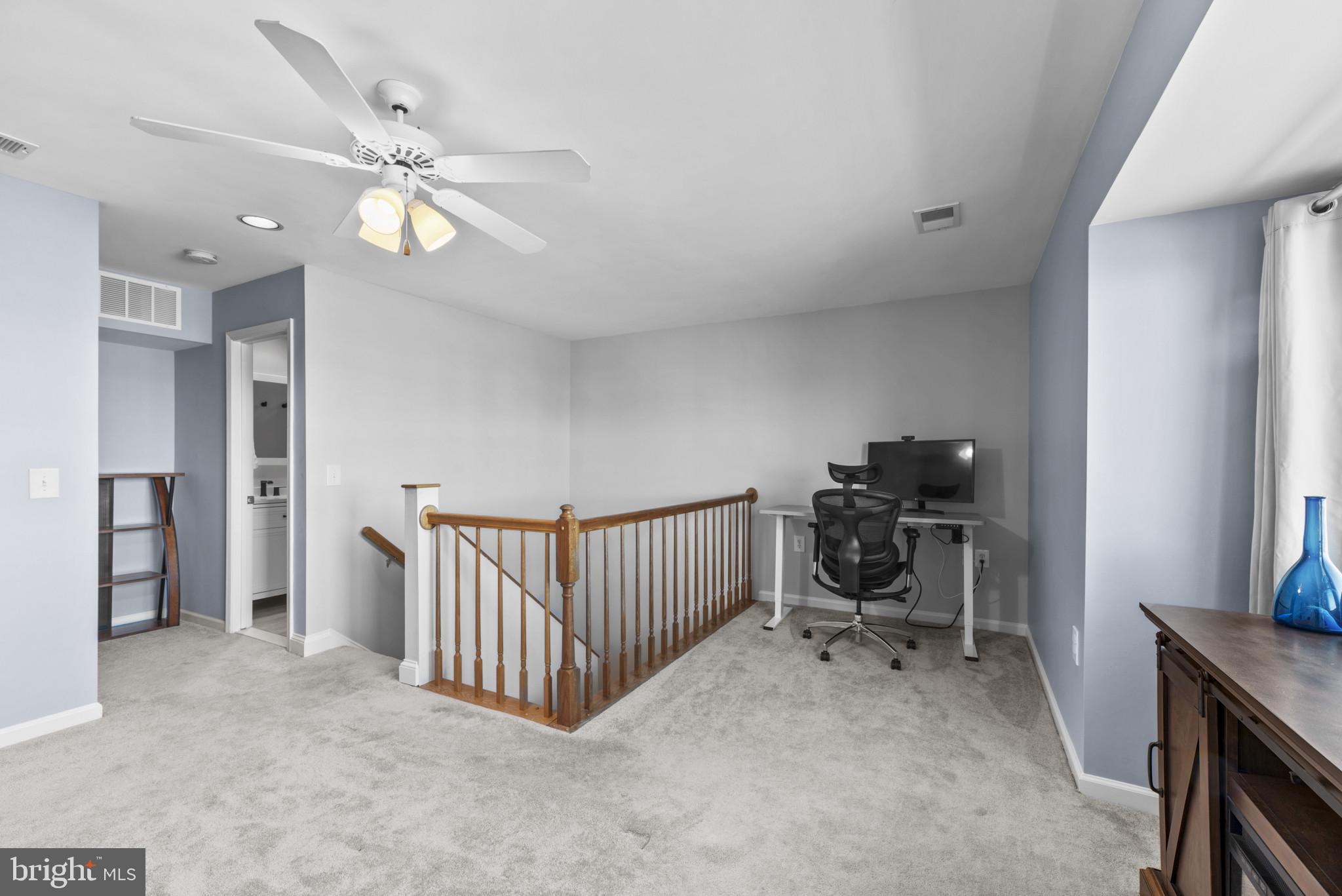 902 OYSTER COVE DRIVE