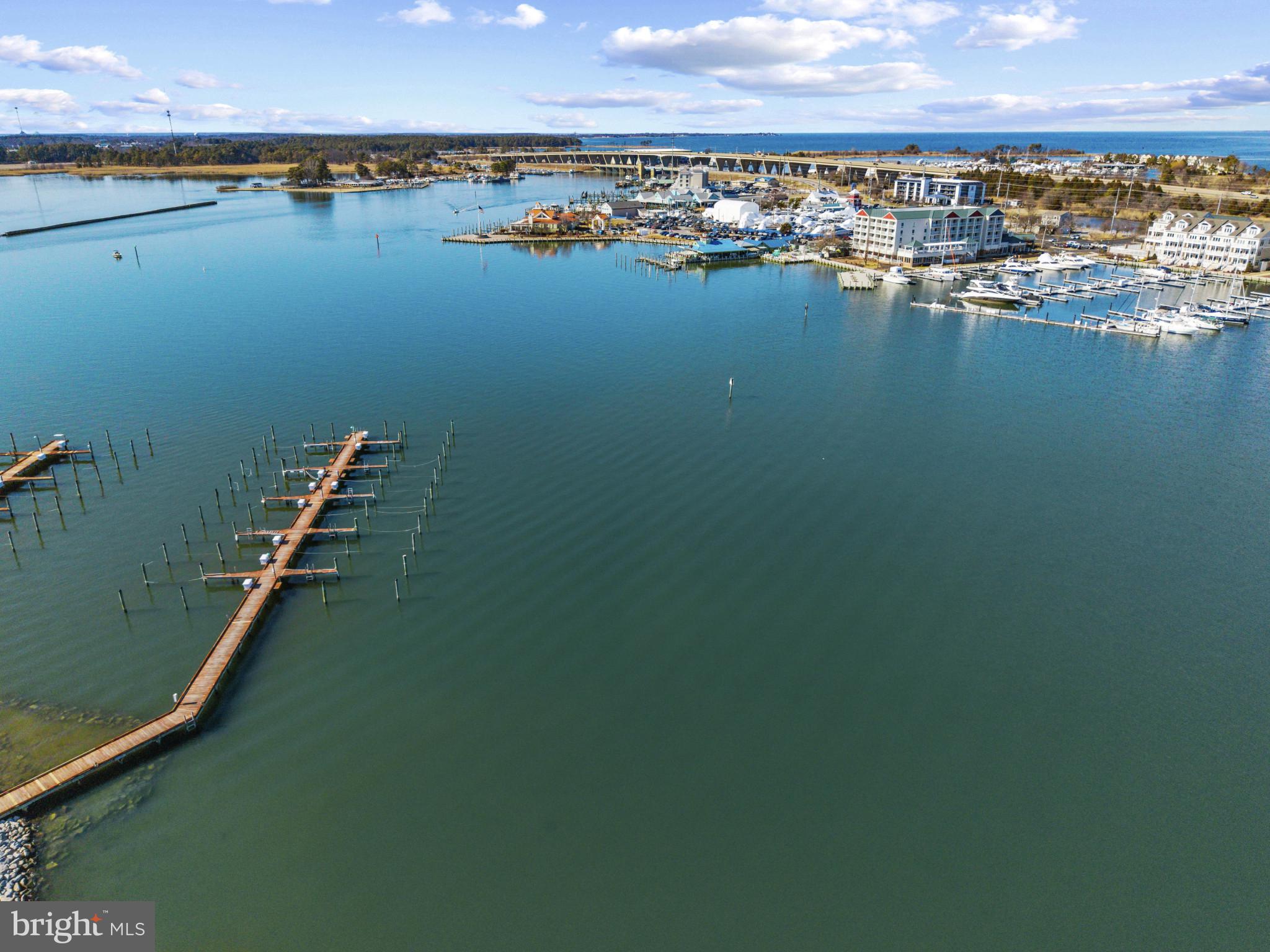 902 OYSTER COVE DRIVE