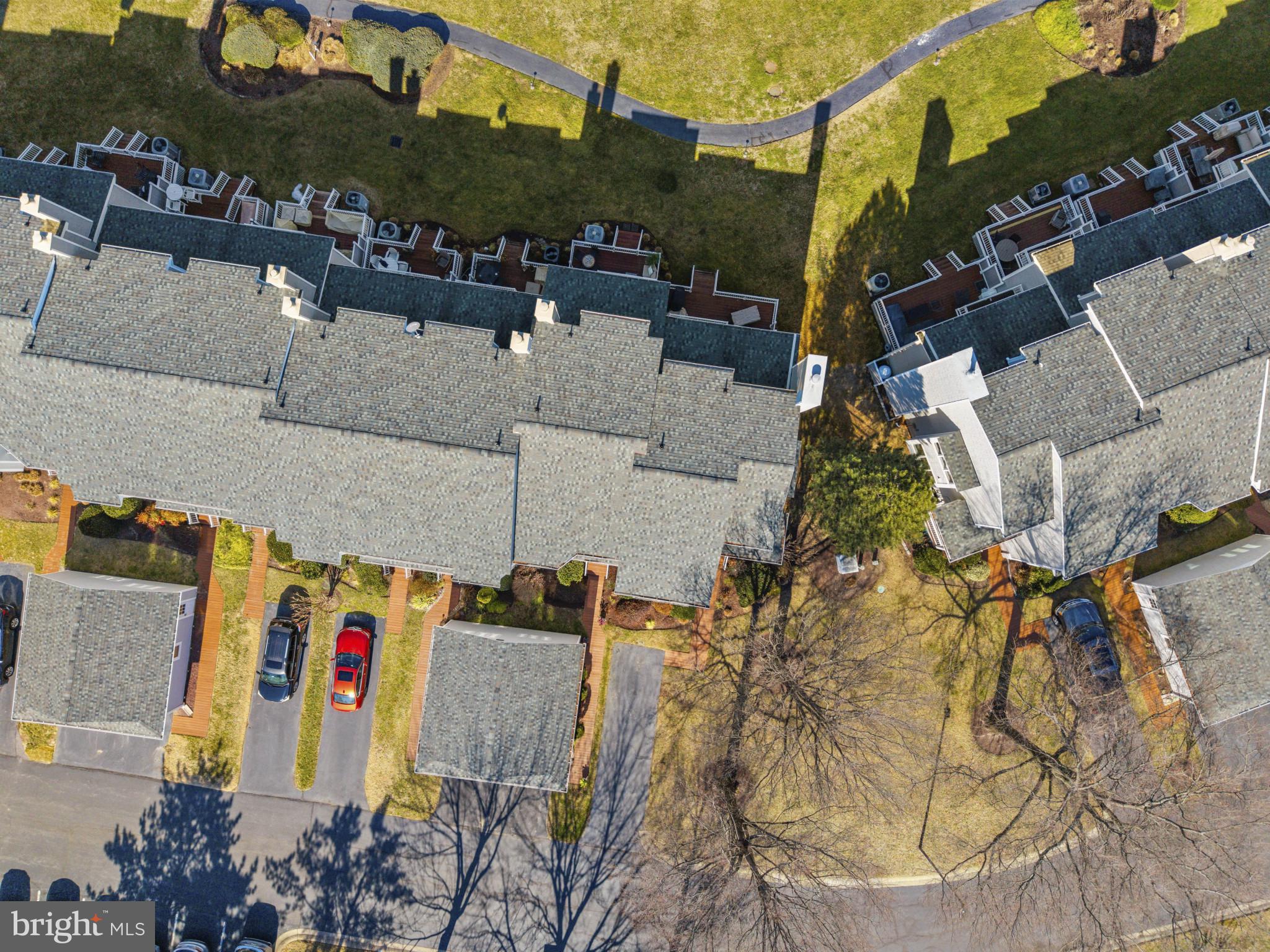 902 OYSTER COVE DRIVE