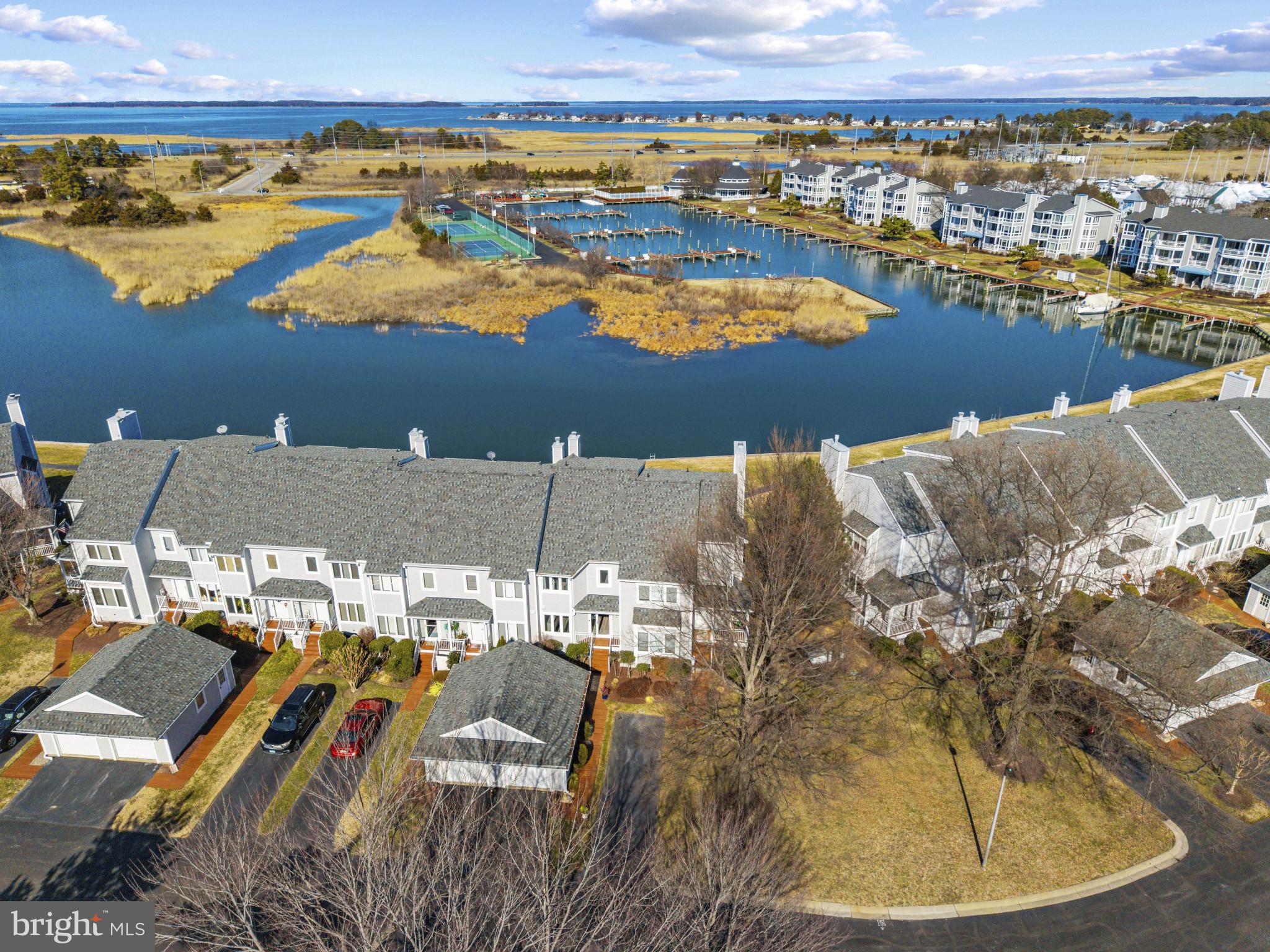 902 OYSTER COVE DRIVE